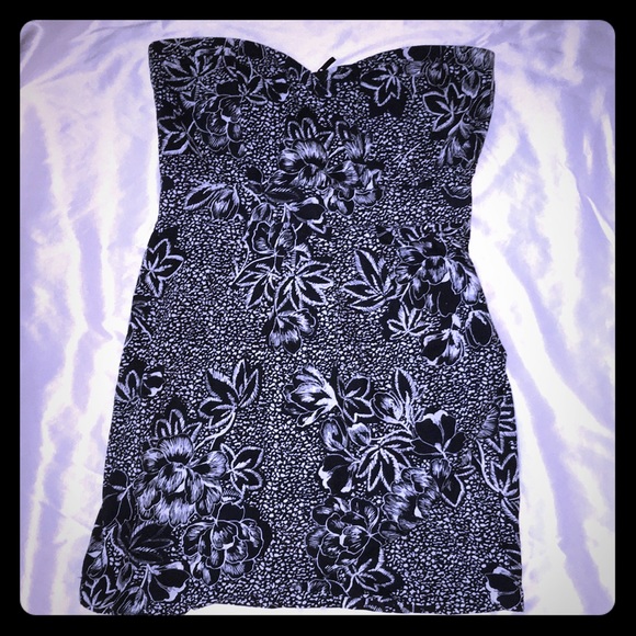American Rag Dresses & Skirts - Strapless dress American Rag Dresses & Skirts - Strapless dress